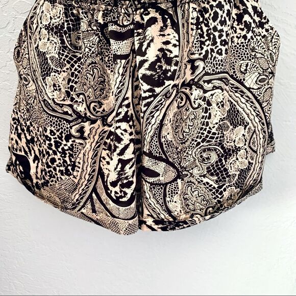 ANGL Black & Cream Abstract Pribt Surplice Short Romper Size Small - Picture 7 of 15